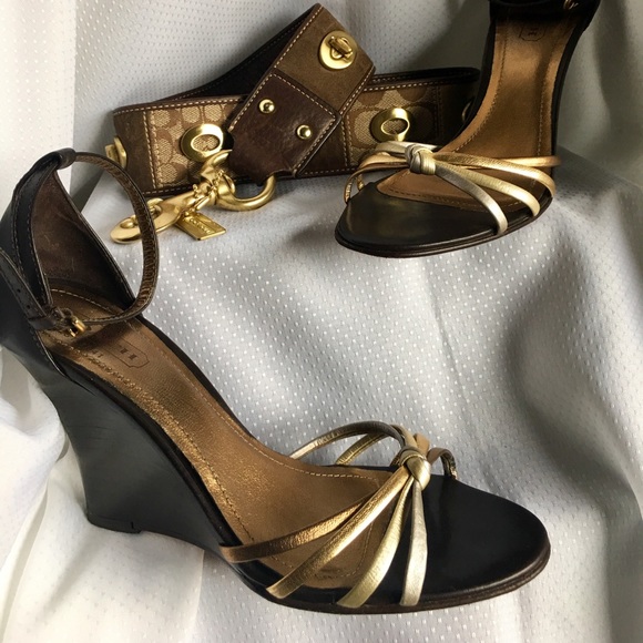 Women’s Coach wedges. - Picture 6 of 7